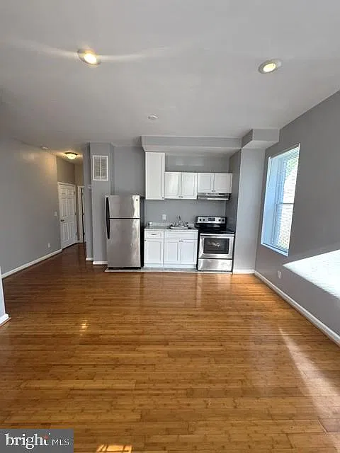 2101 Chelsea Ter — Photo 4