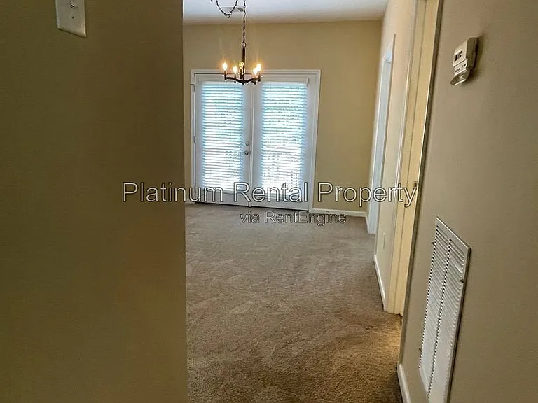 144 Pointe Cir — Photo 19