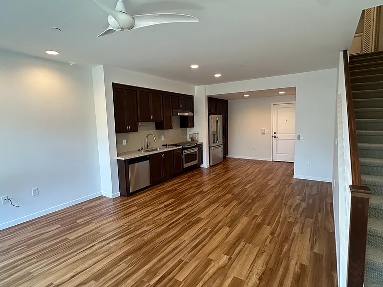 107 G St #204 — Photo 3