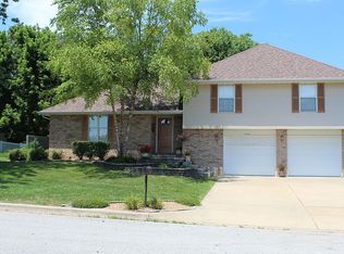 1401 E Primrose Ln, Republic, MO 65738