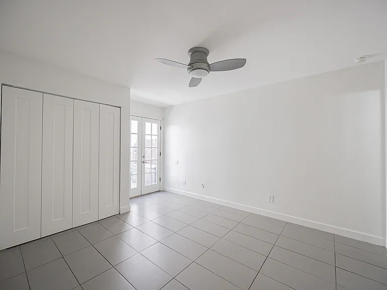 1808 N 32nd St #104 — Photo 13
