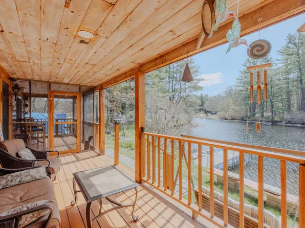 43 Moccasin Trail, Hillsborough, NH 03244