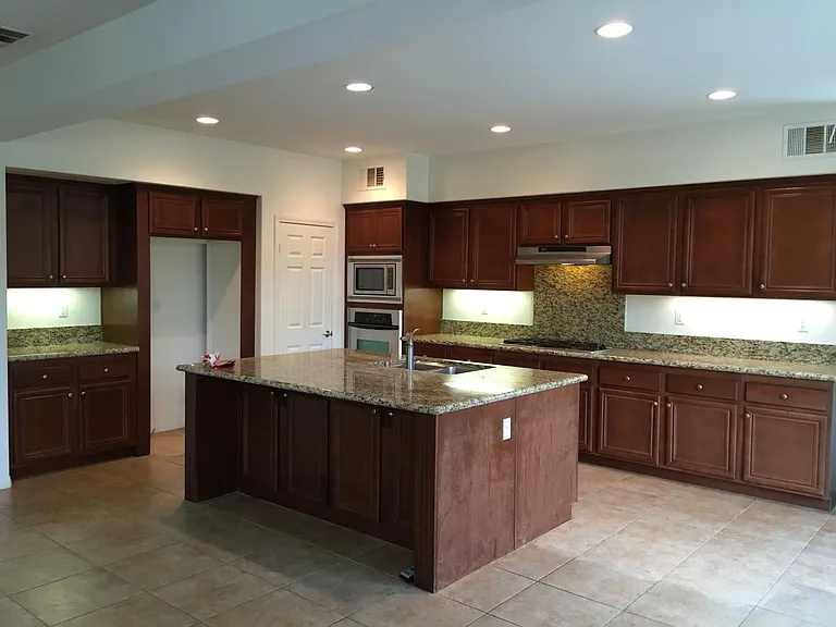 7083 Cottage Grove Dr — Photo 8