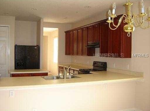 3rd image of 9884 Lake District Ln
