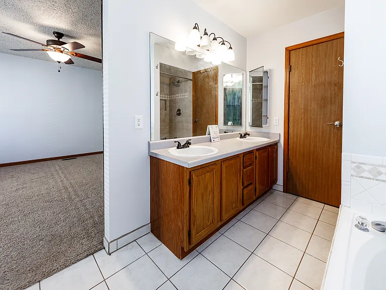 4920 Wilkin Dr — Photo 29