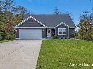 12818 Links Ln NE, Gowen, MI 49326
