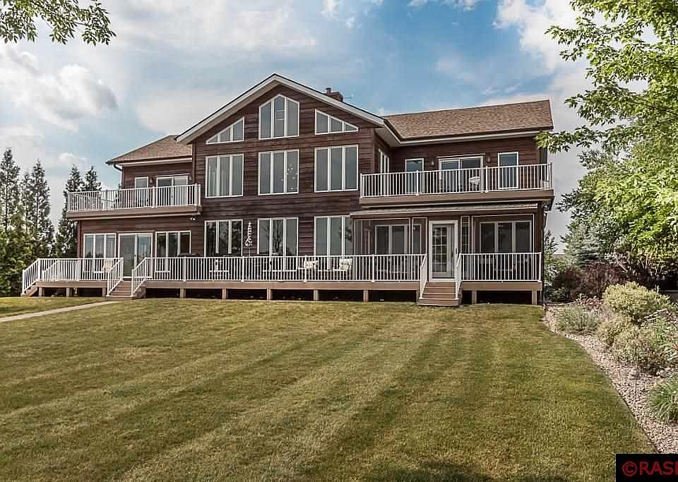1st image of 113 Shoreview Dr