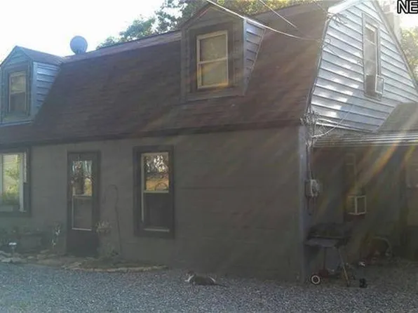 6441 Louisville St, Louisville, OH 44641