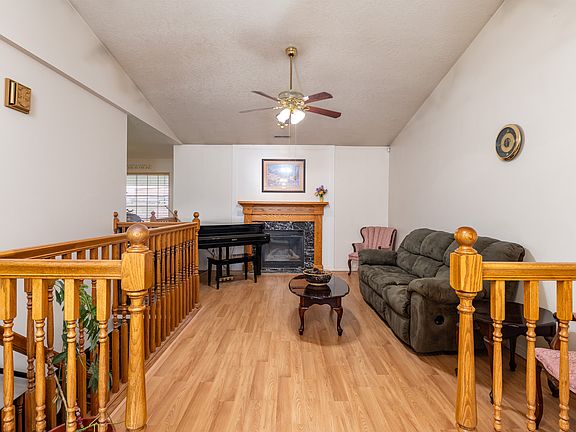 4th image of 3424 W Pioneer Rd