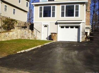 119 Highview Ave, Stamford, CT 06907