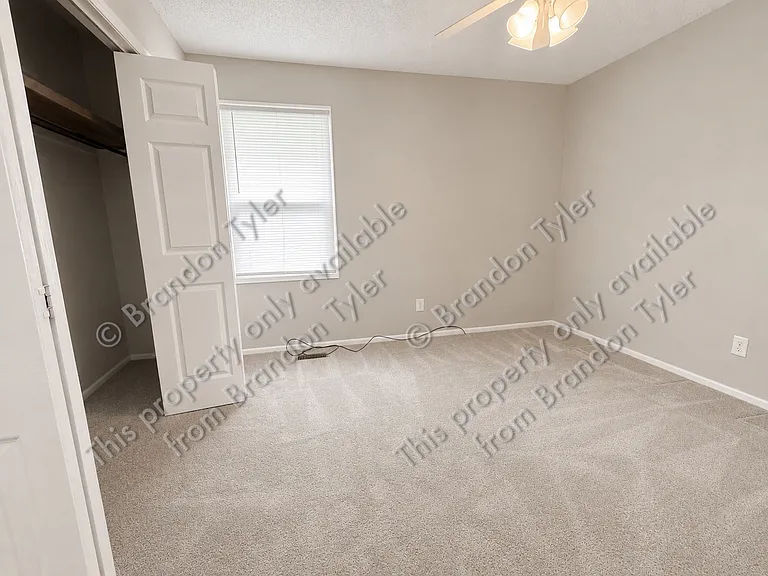 701 S 40th St — Photo 9