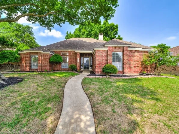 205 Elder Oak Dr, Desoto, TX 75115