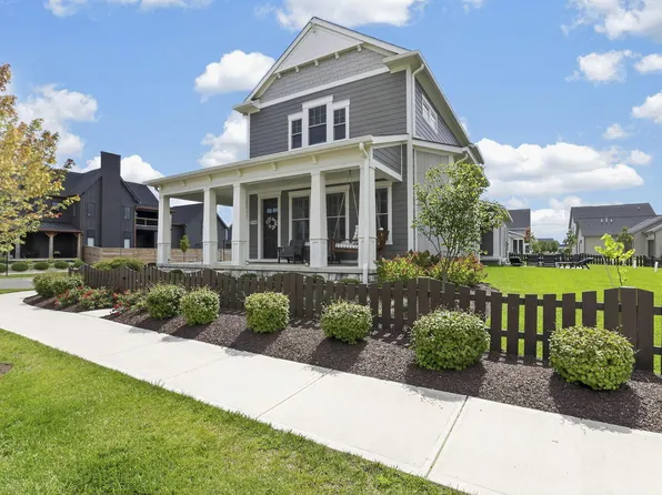 5348 Maple Dr, Lewis Center, OH 43035