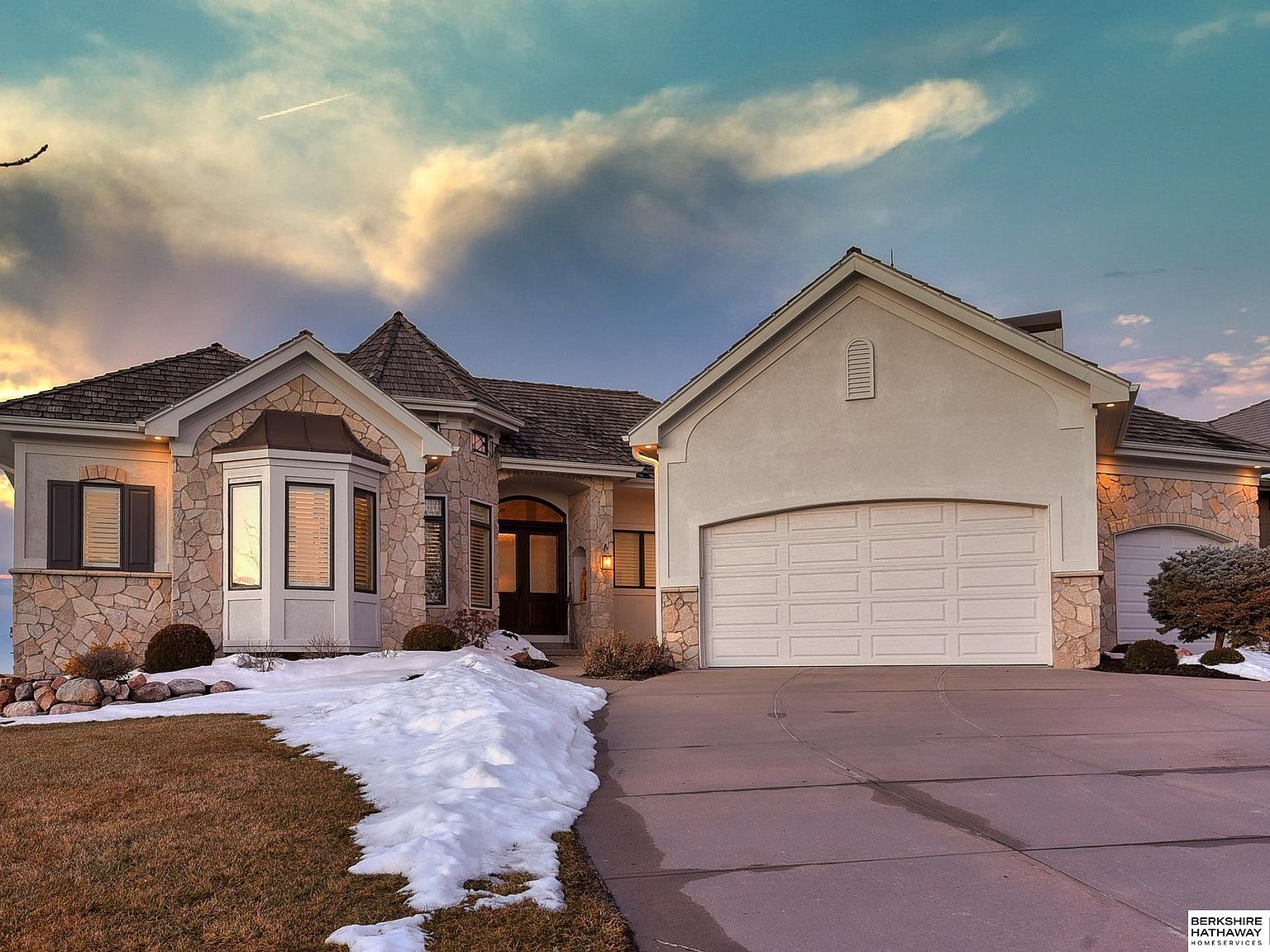 17634 Douglas Cir, Omaha, NE 68118 Zillow
