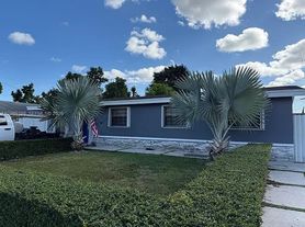 12620 SW 188th St, Miami, FL