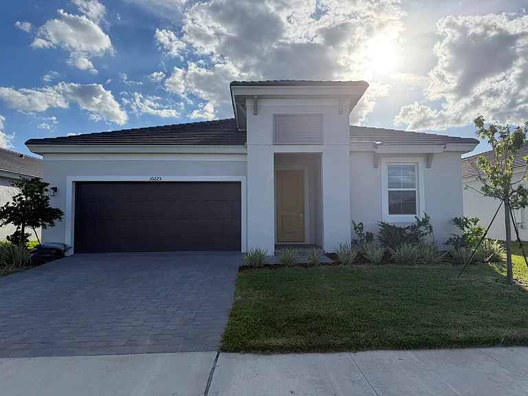 10225 Fieldstone Myrtle Way — Photo 2