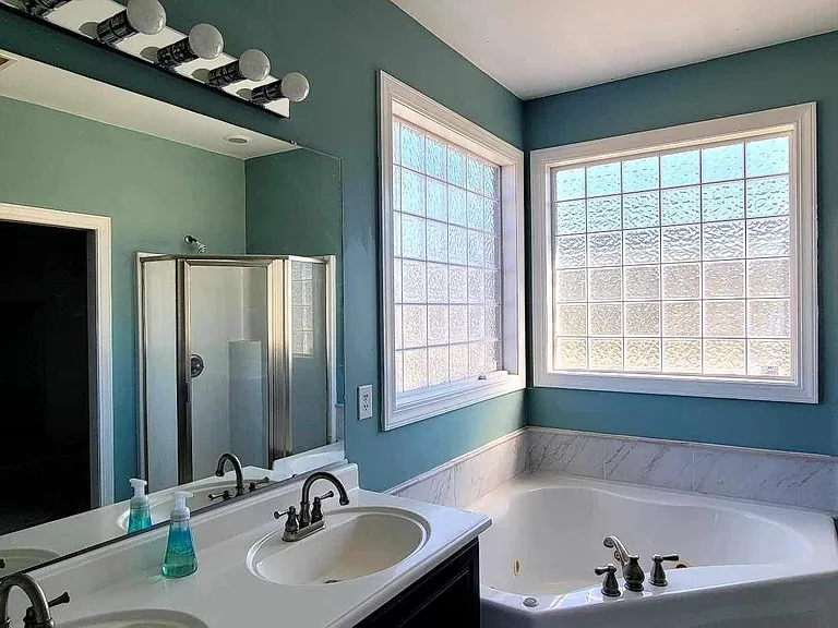 121 Triple Crown Ct — Photo 28