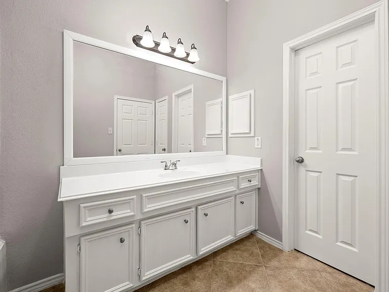 16546 Pentonshire Ln — Photo 21