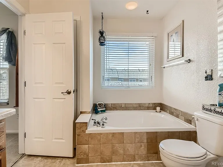 13616 Garfield St #D — Photo 5