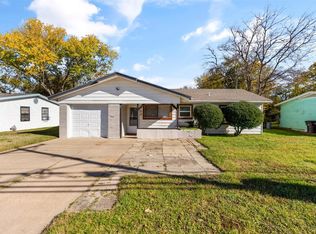 3625 Village Creek Rd, Fort Worth, TX 76119