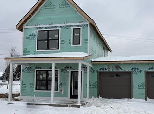 2817 Foxglove Ln, Kentwood, MI 49512