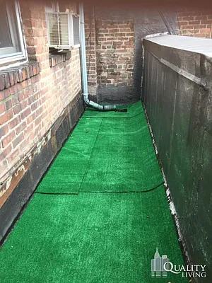 Rented by (Legacy) NY Quality Living Uptown | media 10