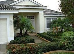 Home for Sale in Dunedin, Florida $305,000