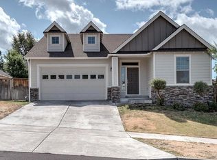 20701 Wandalea Dr, Bend, OR 97701