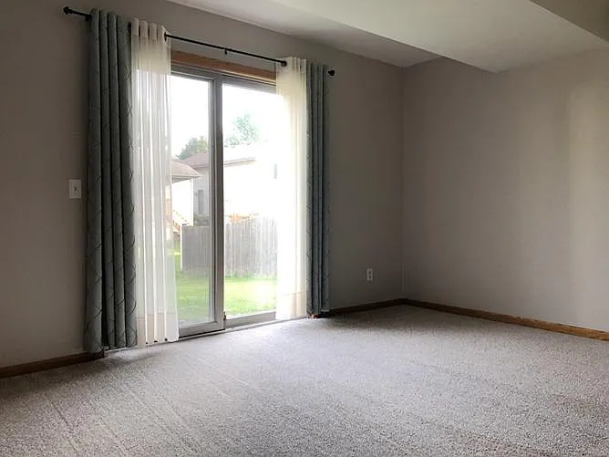 6133 Jeffers Dr — Photo 13