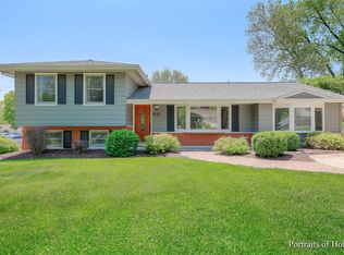 22W431 Teakwood Dr, Glen Ellyn, IL