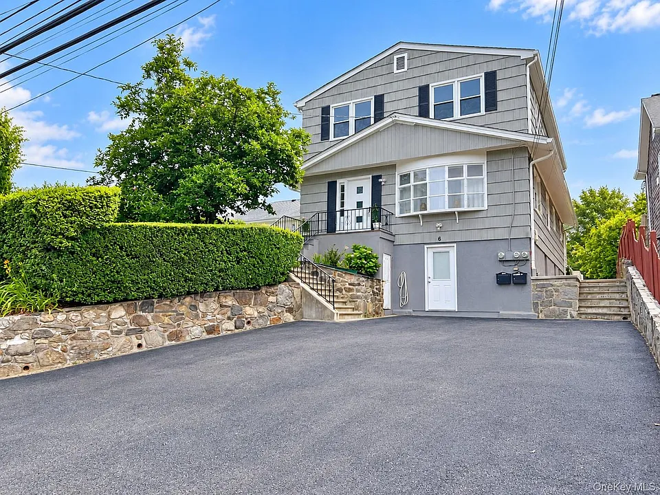 6 John St