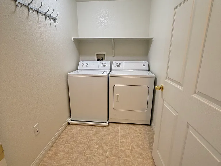 830 Carnegie St #1023 — Photo 11