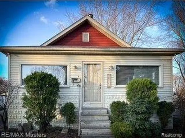 22711 Euclid St, Saint Clair Shores, MI 48082
