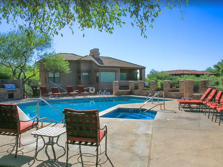 5855 N Kolb Rd — Photo 24
