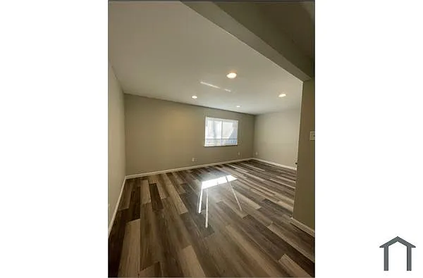 Building Photo - 10091 Toelle Ln