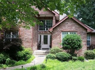 10 Stratfield Ln, Bella Vista, AR 72714
