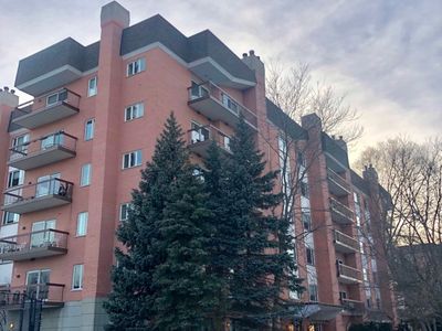 209 Rivershire Ln APT 403, Lincolnshire, IL, 60069