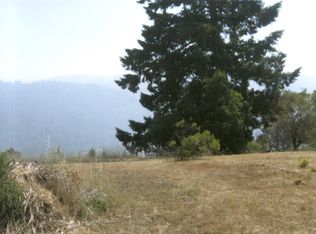 1093 Blue Rock Rd, Garberville, CA 95542