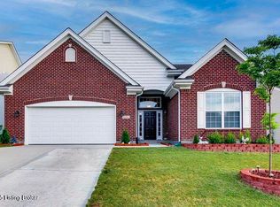 16982 Green Crest Ln, Louisville, KY 40245