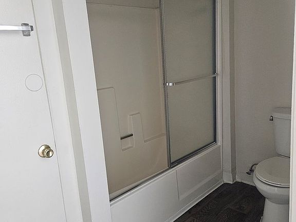 3rd image of 10259 Tujunga Canyon Blvd #201