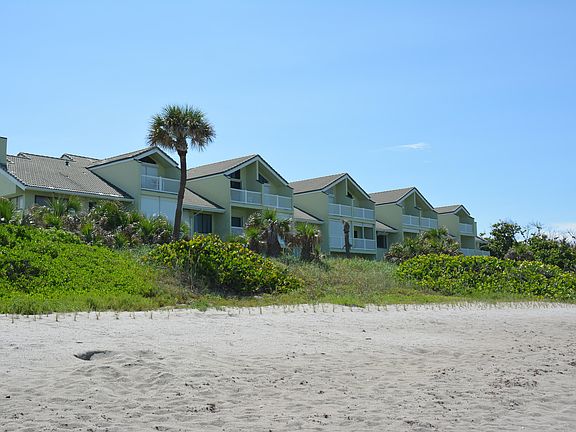 2nd image of 2589 Highway A1a Unit 105