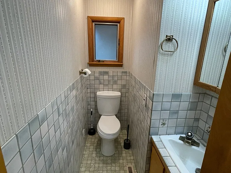 708 Valley View Rd #A — Photo 6