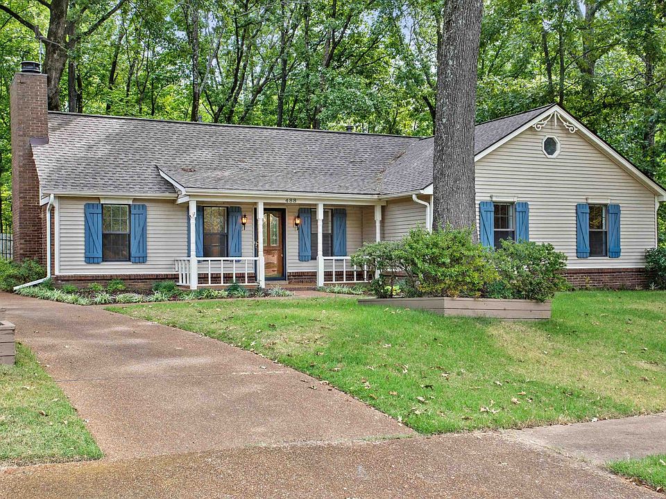 1st image of 488 Bedlington Dr