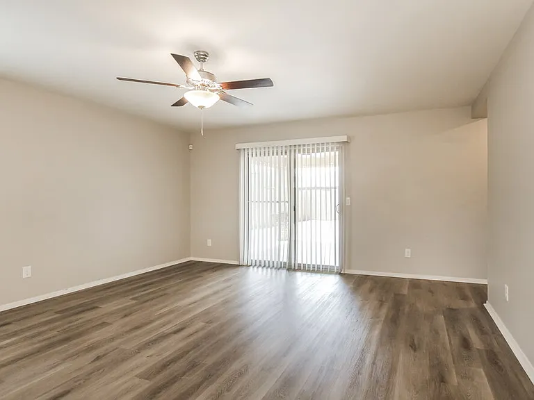 25371 W Long Ave — Photo 3