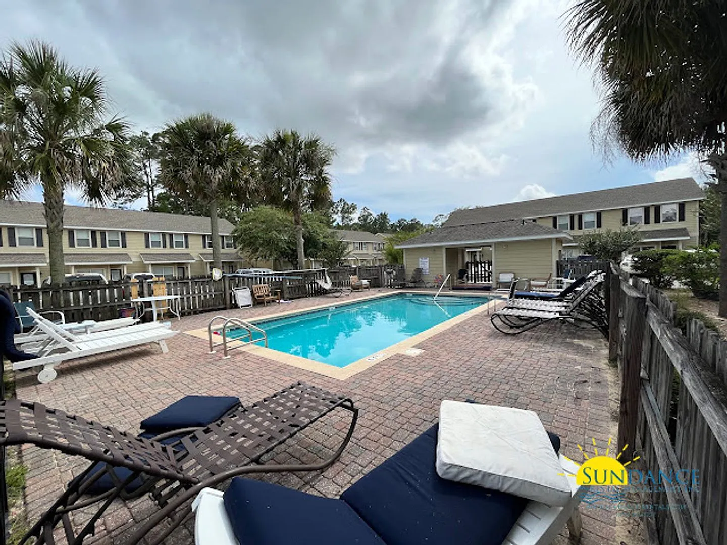 Great 2 Bedroom Townhouse in The Palms of Freeport! — Photo 2