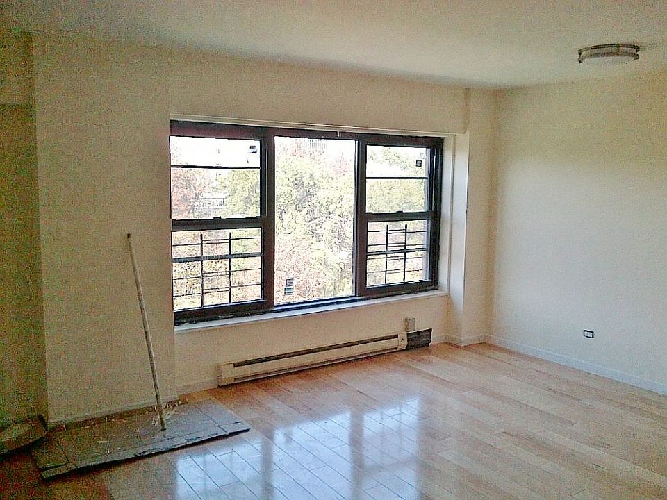 1st image of 410 St Nicholas Ave APT 22H