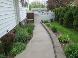 1707 Valette Dr, Lancaster, PA