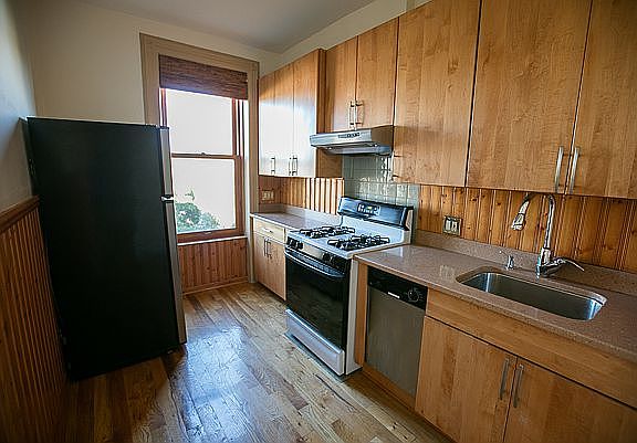 5th image of 241 12th St #3
