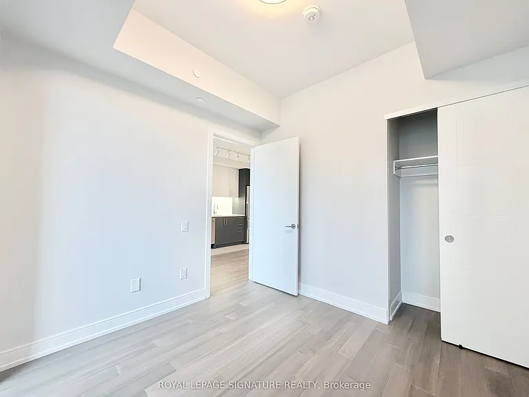 664 Spadina Ave #404 — Photo 16