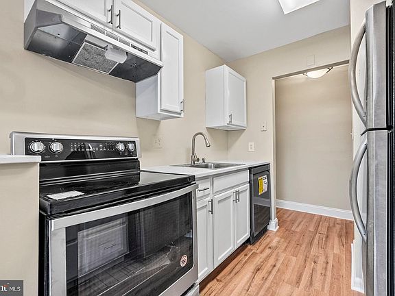 4th image of 6439 Richmond Hwy Suite 101
